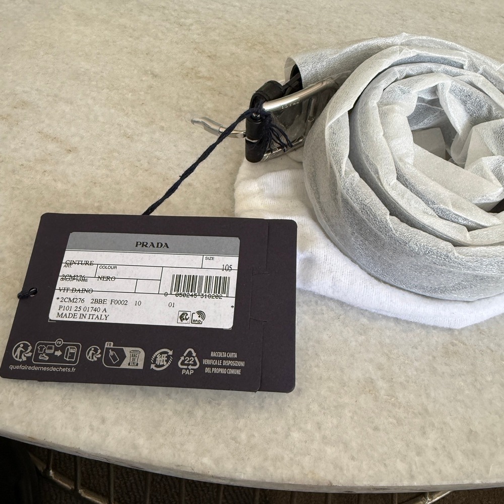 Prada 2CM276 Men's Pebbled Black Leather Belt silver buckle, 105cm - Picture 6 of 6